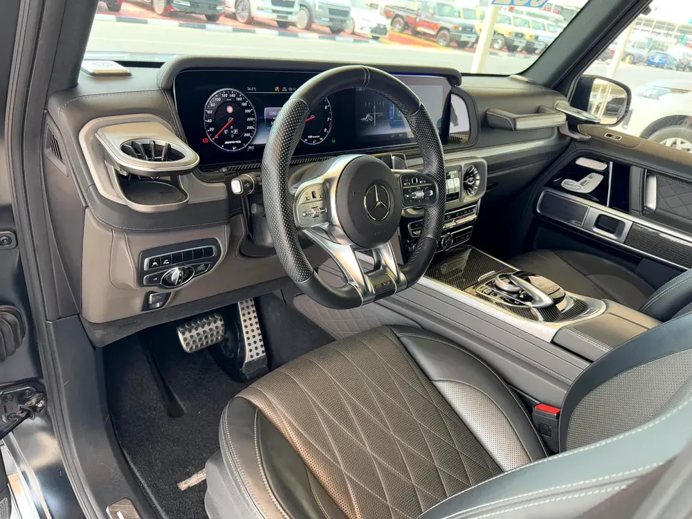 Mercedes-Benz G63 AMG V8 Mint Condition Car - Image 7