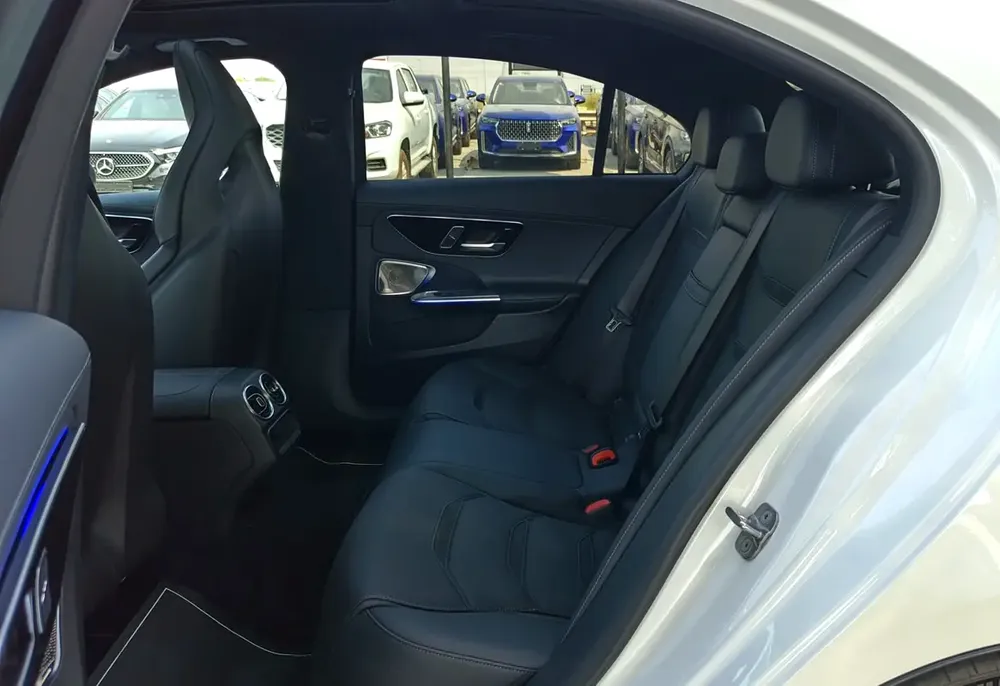 BENZ C63s | E PERFORMANCE | 2024 | WITH ONLY | 4573 KM | 5 A GRADE | JAPAN IMPORT | CLEAN TITLE - Image 12