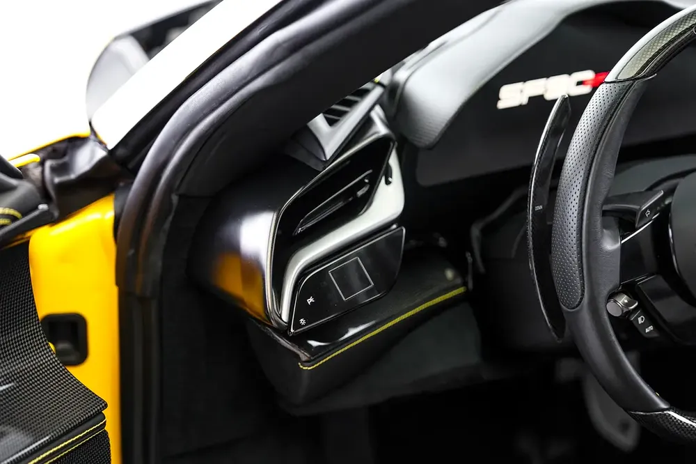SF90 SPIDER ASSETTO FIORANO | FULL CARBON INTERIOR AND EXTERIOR | SERVICE SEP 2029 - Image 10