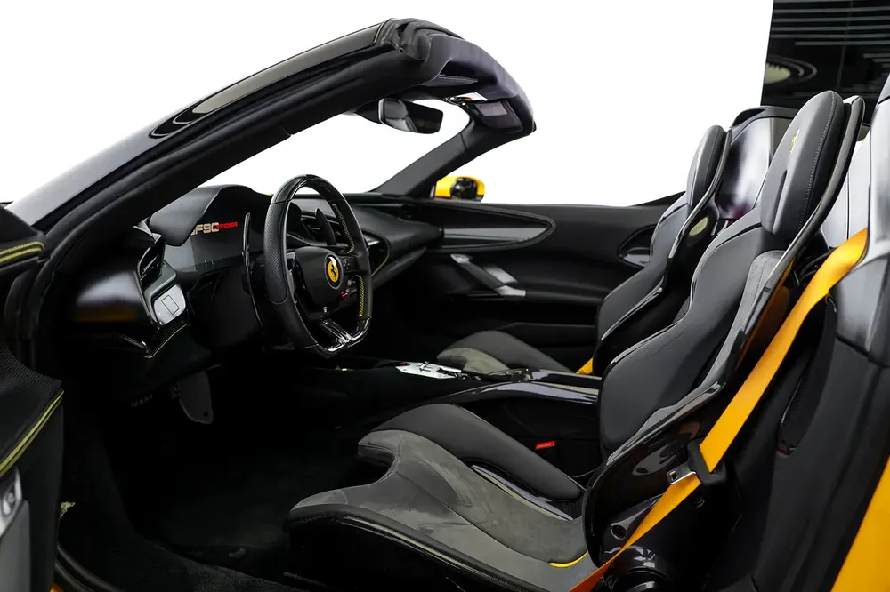 SF90 SPIDER ASSETTO FIORANO | FULL CARBON INTERIOR AND EXTERIOR | SERVICE SEP 2029 - Image 11