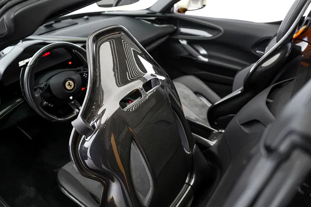 SF90 SPIDER ASSETTO FIORANO | FULL CARBON INTERIOR AND EXTERIOR | SERVICE SEP 2029 - Image 13