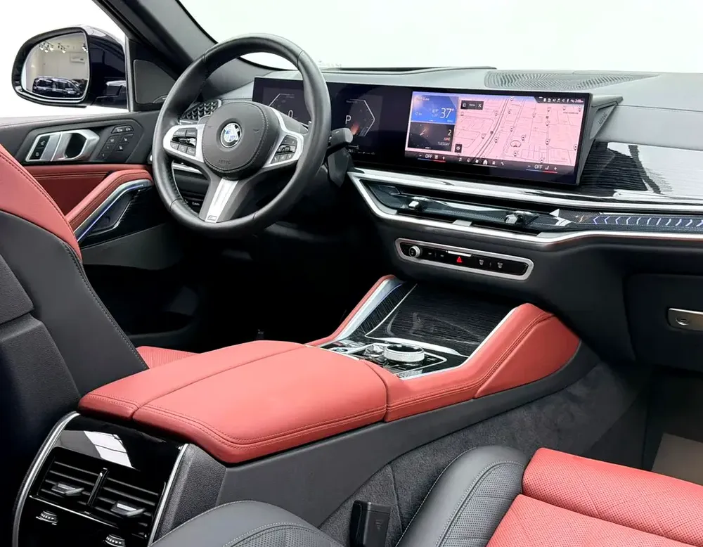 2025 BMW X6 xDrive40i M-Sport, 2030 BMW Warranty + Service Pack, Full BMW Service History, GCC - Image 11