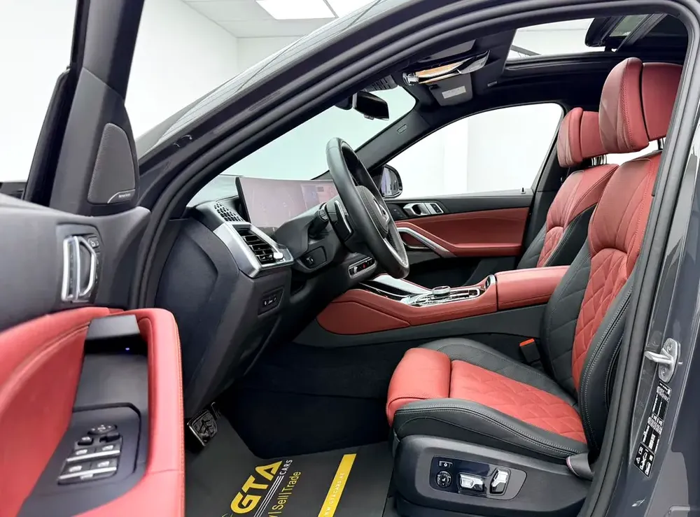 2025 BMW X6 xDrive40i M-Sport, 2030 BMW Warranty + Service Pack, Full BMW Service History, GCC - Image 8