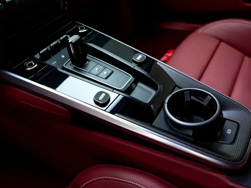 2022 | Porsche | 911 | Turbo S With Upgraded Akrapovic Titanium Exhaust | GCC Spec - Image 15
