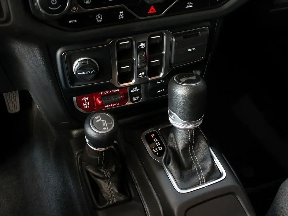 2024 Jeep Wrangler Rubicon with warranty - Image 16