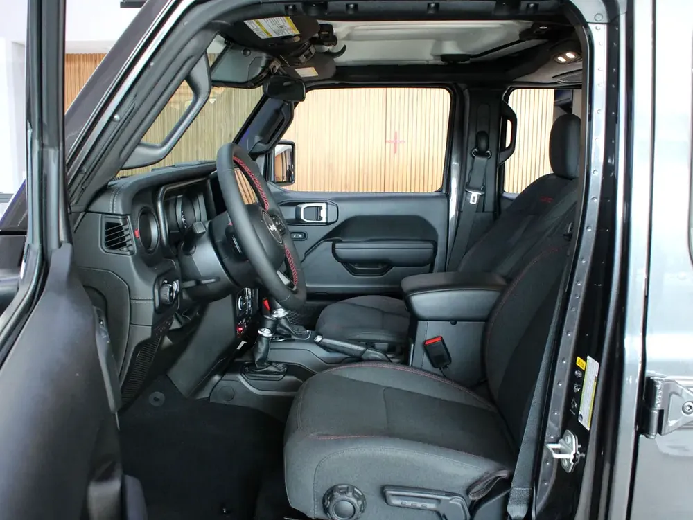 2024 Jeep Wrangler Rubicon with warranty - Image 9