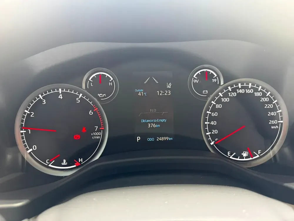 Toyota Land Cruiser GXR 2022 - 3.5 Ltr 409tt - GCC Specs - Al Futtaim Warranty -Pristine Condition - Image 12