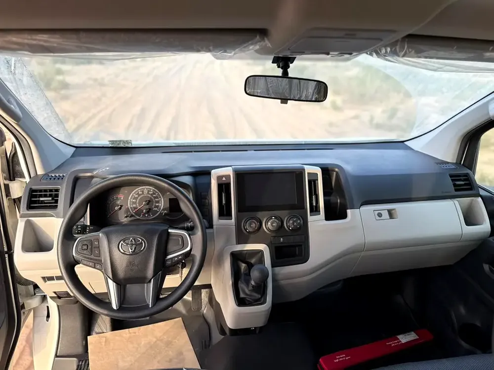 Toyota Hiace Panel 2025 - GCC Specs - Brand New - Image 14