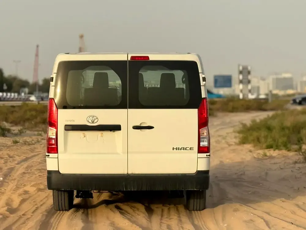 Toyota Hiace Panel 2025 - GCC Specs - Brand New - Image 8