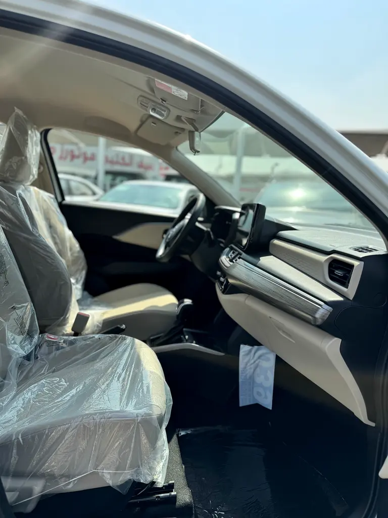 2026 Brand New GCC , GLX , Patrol ,Mild Hybrid - Image 11
