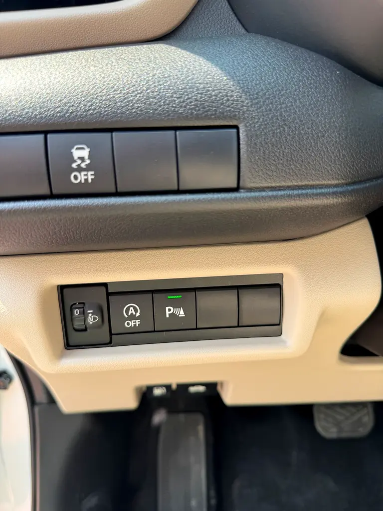 2026 Brand New GCC , GLX , Patrol ,Mild Hybrid - Image 13