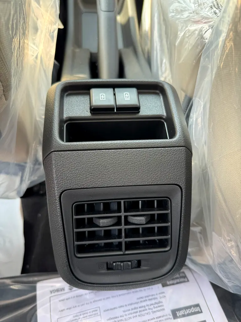 2026 Brand New GCC , GLX , Patrol ,Mild Hybrid - Image 17