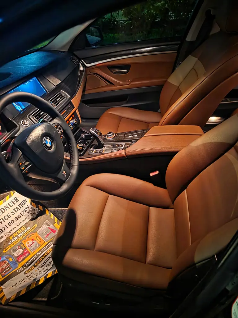 BMW 5-Series 530i 2013 GCC Specs - Excellent Condition - Image 14