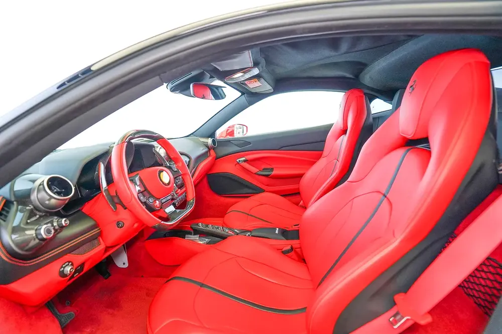 SERVICE TILL MARCH 2028 | CARBON INTERIOR | CARBON EXTERIOR | F8 TRIBUTO - Image 11