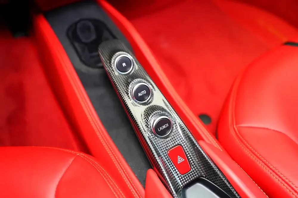 SERVICE TILL MARCH 2028 | CARBON INTERIOR | CARBON EXTERIOR | F8 TRIBUTO - Image 14