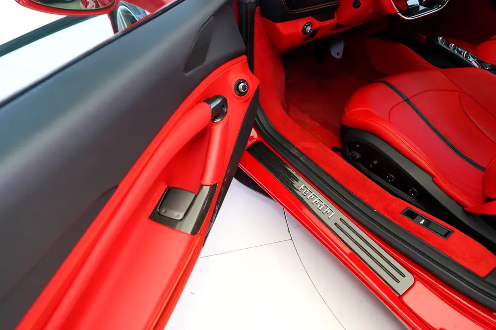 SERVICE TILL MARCH 2028 | CARBON INTERIOR | CARBON EXTERIOR | F8 TRIBUTO - Image 16