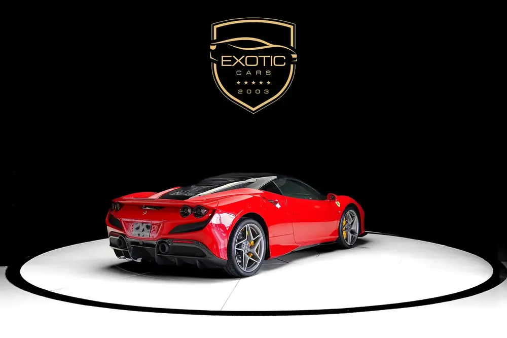 SERVICE TILL MARCH 2028 | CARBON INTERIOR | CARBON EXTERIOR | F8 TRIBUTO - Image 4
