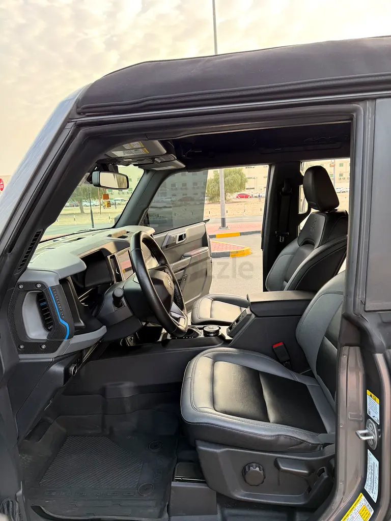 FORD BRONCO - Image 6