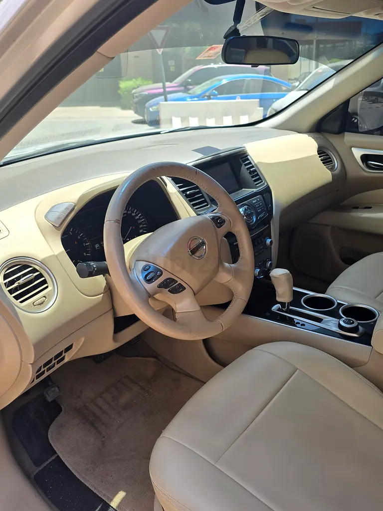 Nissan Pathfinder Midnight Edition 2015 GCC Specs - Image 6