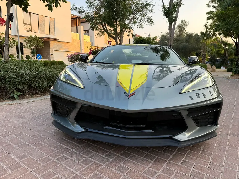 Corvette 2022 American 100% clean title - Image 16