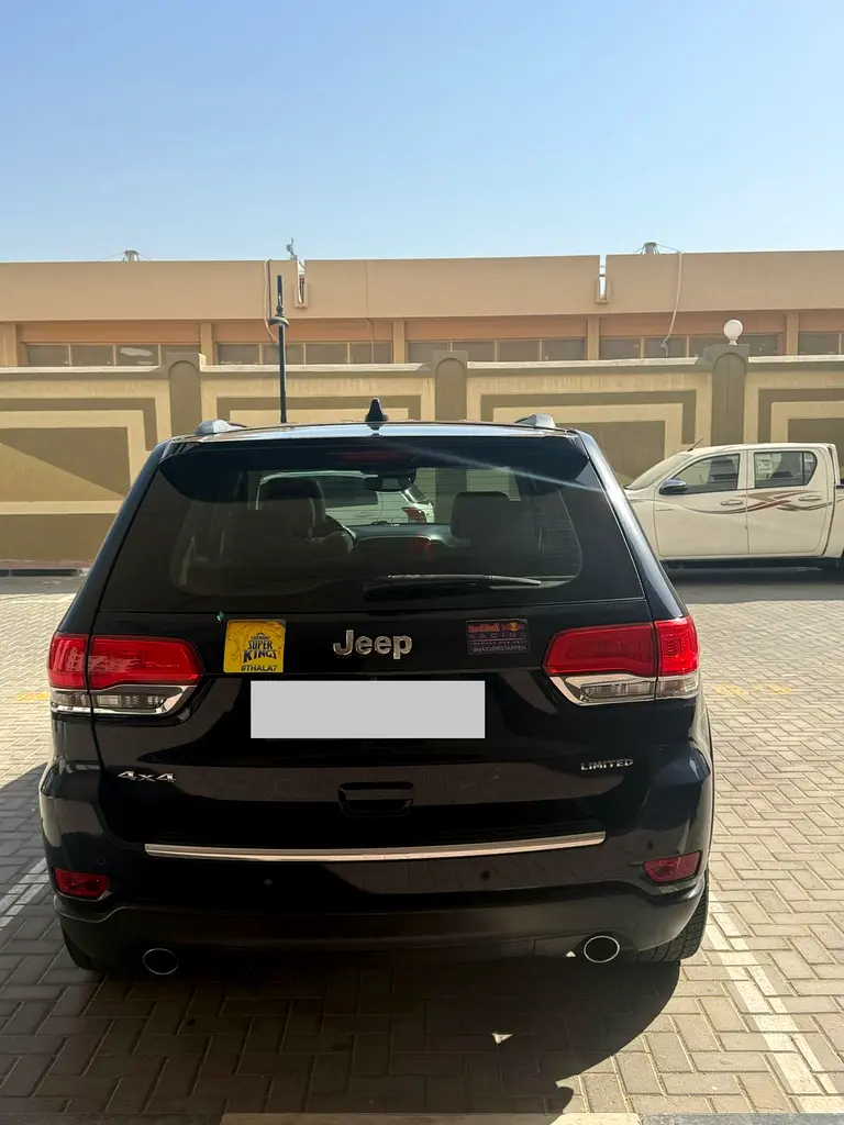 Jeep Grand Cherokee - Image 9