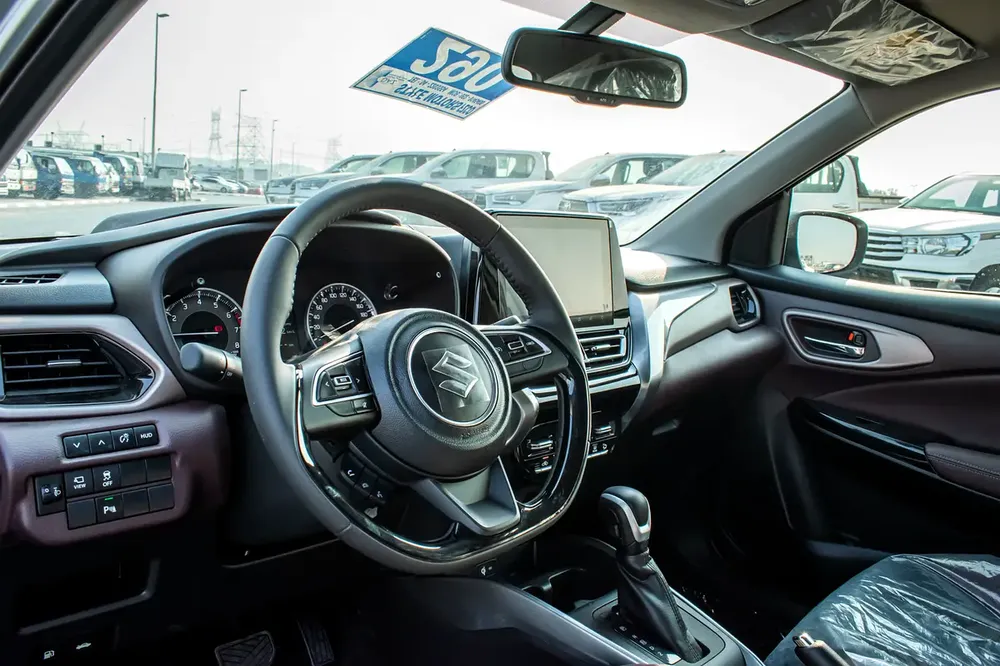 SUZUKI FRONX GLX PETROL 2025 - Image 10