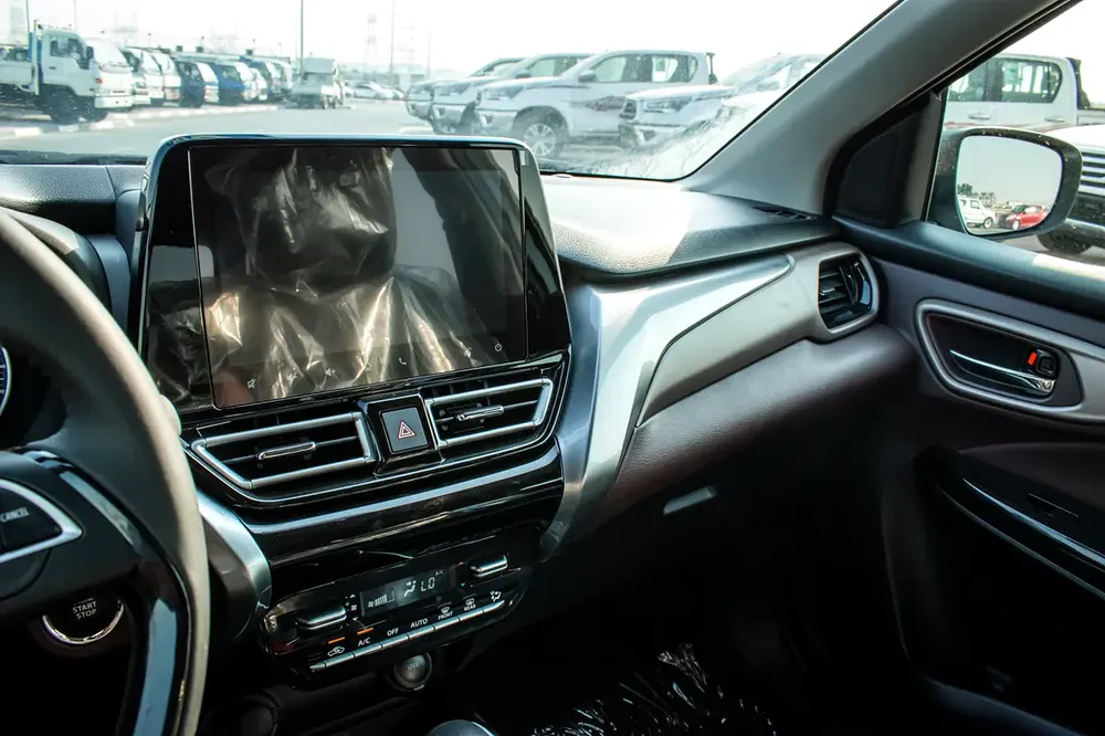 SUZUKI FRONX GLX PETROL 2025 - Image 13