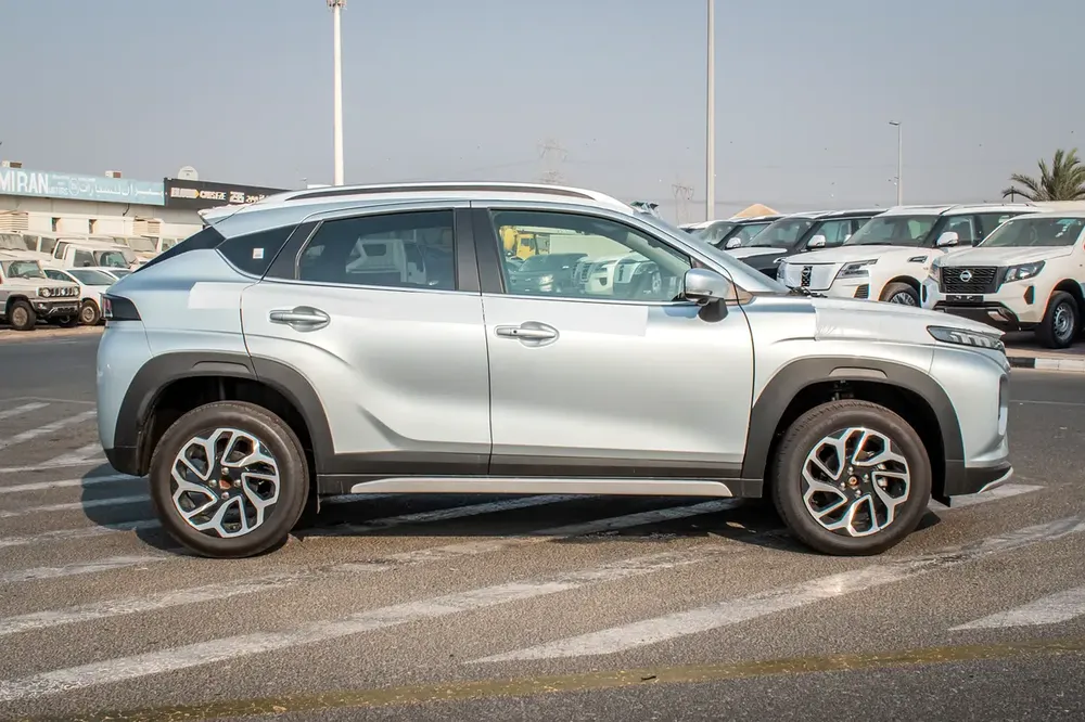 SUZUKI FRONX GLX PETROL 2025 - Image 7
