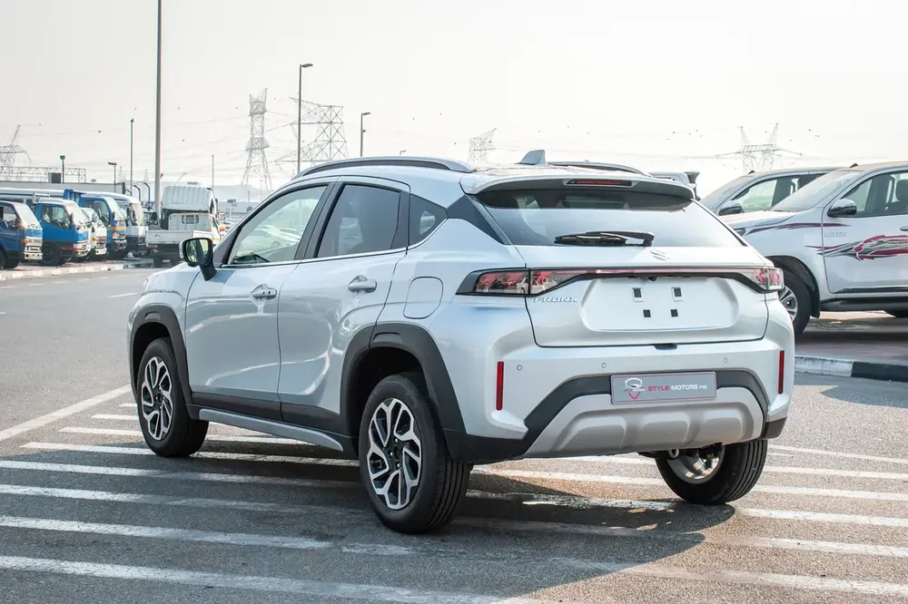 SUZUKI FRONX GLX PETROL 2025 - Image 8
