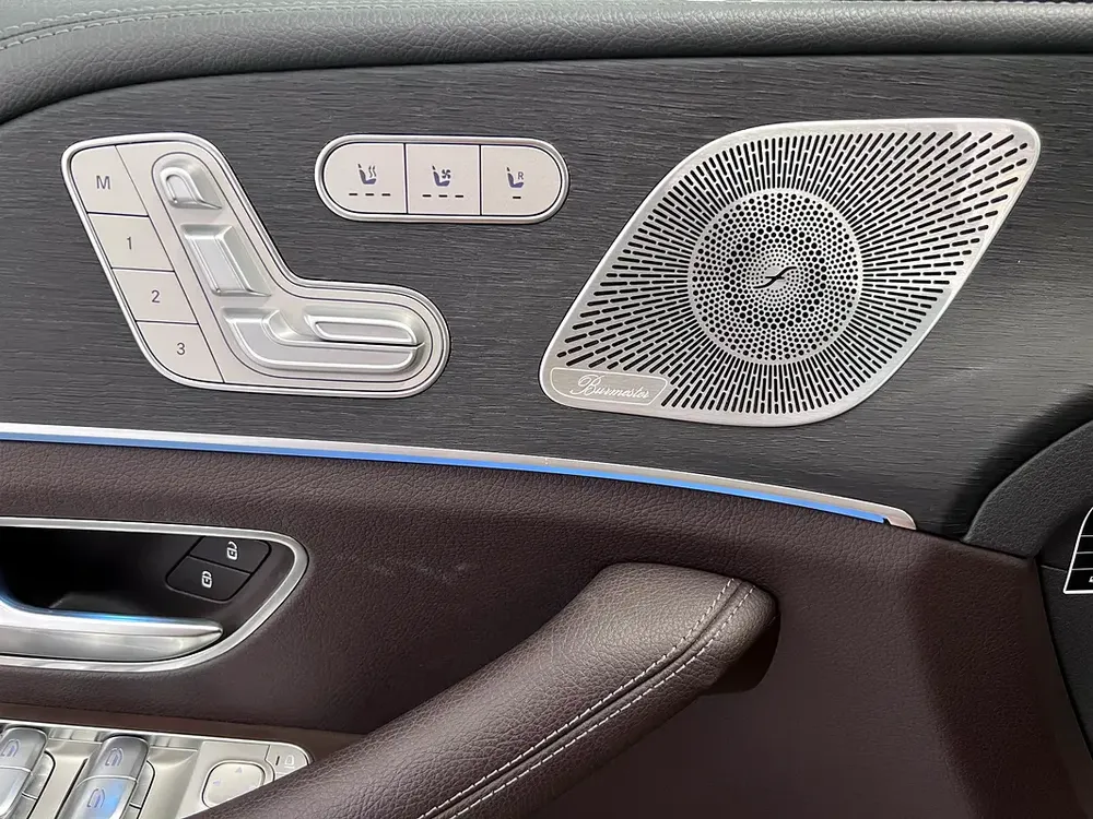Mercedes-Benz GLS580 V8 Biturbo, Imported From Japan Fully  Clean Car with Pre-Lady Owner - Image 16