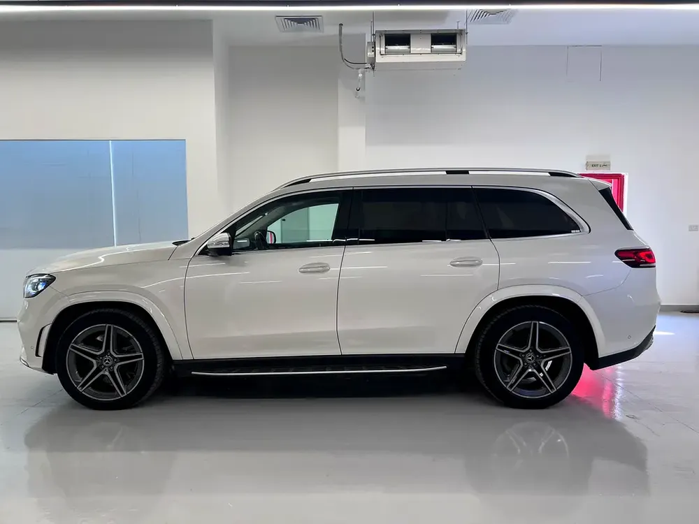 Mercedes-Benz GLS580 V8 Biturbo, Imported From Japan Fully  Clean Car with Pre-Lady Owner - Image 7