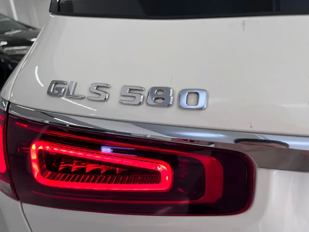 Mercedes-Benz GLS580 V8 Biturbo, Imported From Japan Fully  Clean Car with Pre-Lady Owner - Image 9