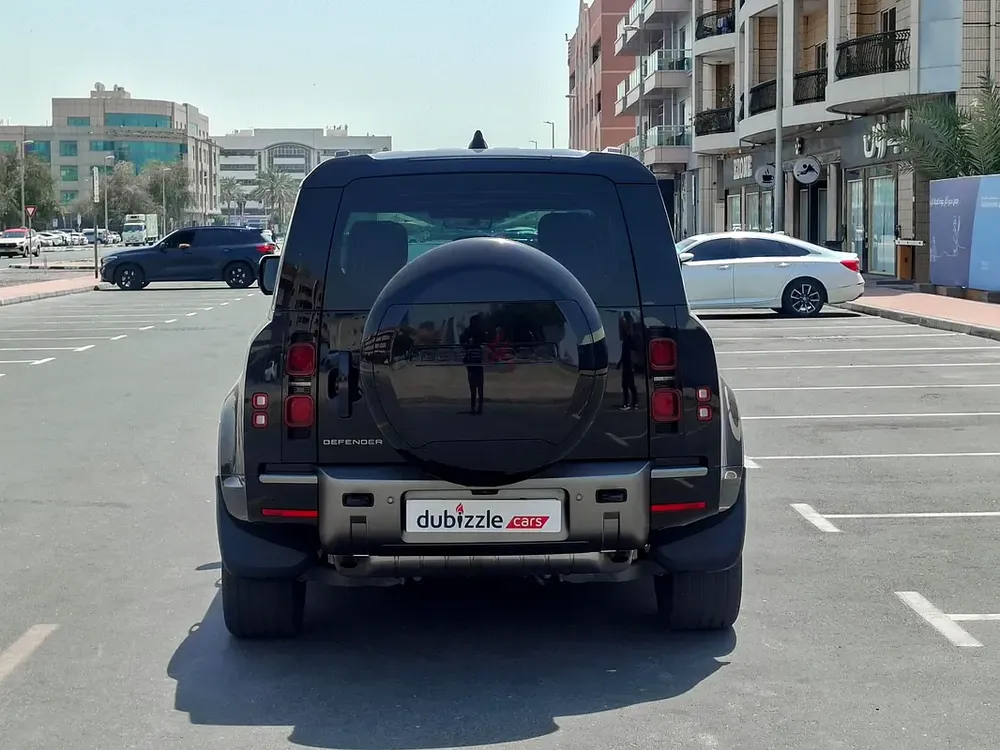 AED 6002/month | 2025 Land Rover Defender 110 X-Dynamic HSE | GCC Specs | Ref#461113 - Image 7