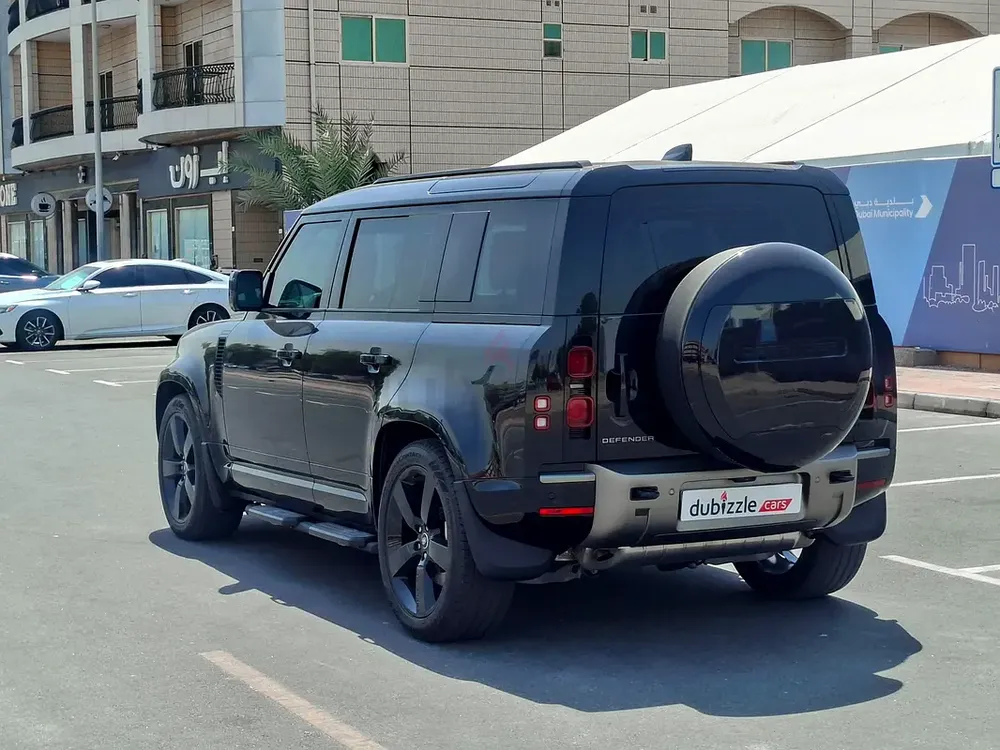 AED 6002/month | 2025 Land Rover Defender 110 X-Dynamic HSE | GCC Specs | Ref#461113 - Image 8