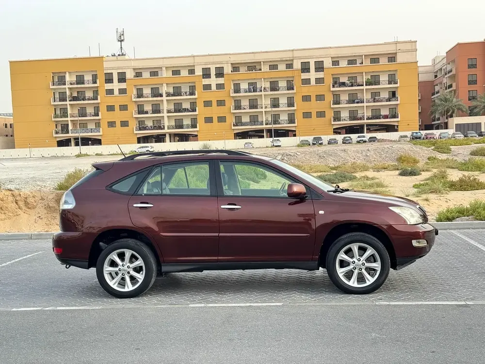 RX 350 GCC 2008 PLATINUM FULL OPTION GOOD CONDITION CAR - Image 11