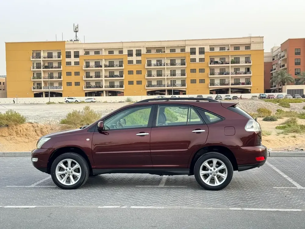 RX 350 GCC 2008 PLATINUM FULL OPTION GOOD CONDITION CAR - Image 12