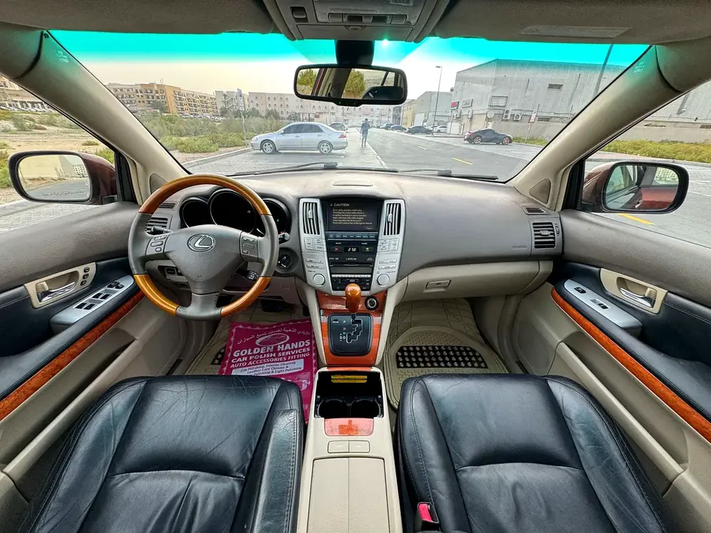 RX 350 GCC 2008 PLATINUM FULL OPTION GOOD CONDITION CAR - Image 4