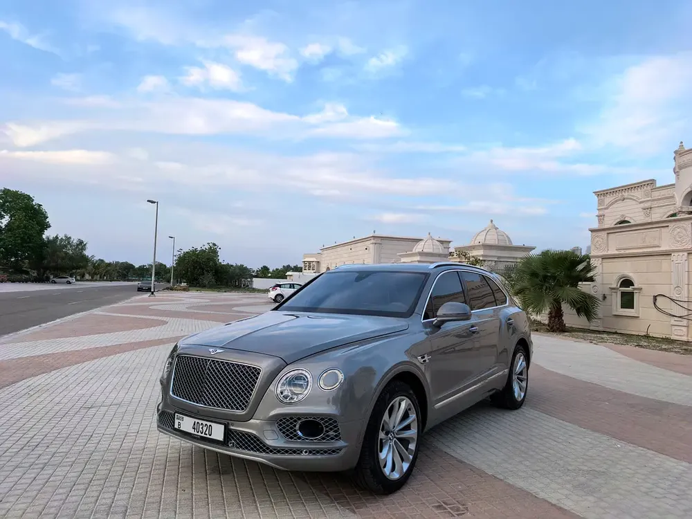 Bentley Bentayga Special Edition 2017 - GCC Specs - Excellent Condition - Image 12