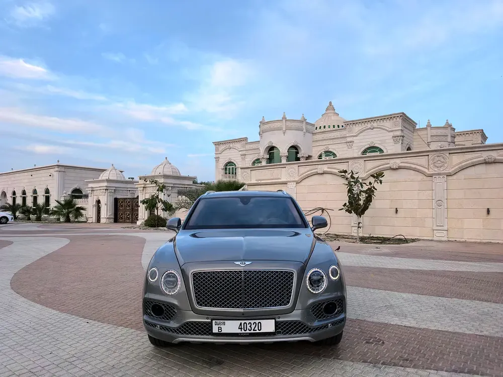 Bentley Bentayga Special Edition 2017 - GCC Specs - Excellent Condition - Image 14