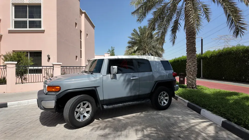 Toyota FJ Cruiser GXR 2019 - GCC Specs - Excellent Condition - Image 5