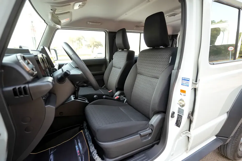 AED 1,001/Month | GLX 4-Door  | Service Contract And Warranty | GCC Specs | REF#S61714 - Image 10