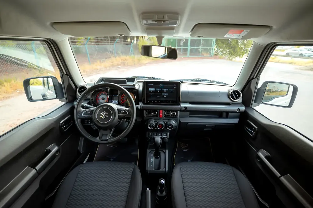 AED 1,001/Month | GLX 4-Door  | Service Contract And Warranty | GCC Specs | REF#S61714 - Image 8