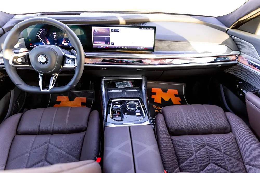 BMW 735i M Sport Individual – 2026 | GCC | Only 2,044 KM | AED 419,000 - Image 13