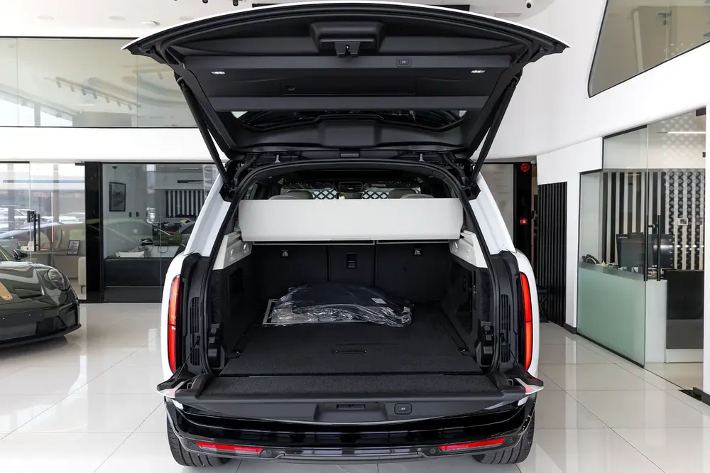 Land Rover | Range Rover Vogue | HSE P530 | Black Edition | GCC Specs | 2026  | ( EXPORT) - Image 20