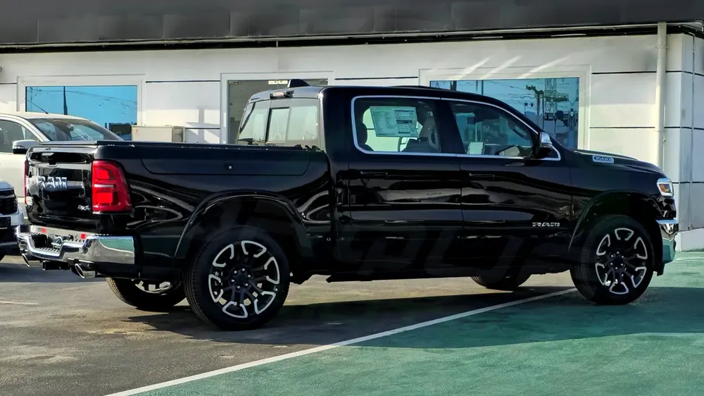 ( Eid al-Adha Offer / For Export ) 2026 RAM 1500 Limited Longhorn Crew Cab Hurricane 3.0TT GCC 0KM - Image 7
