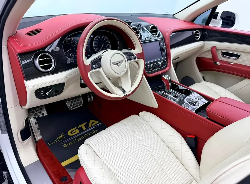 2019 Bentley Bentayga V8, 1 Year Warranty, Full Service History, Carbon Fibre Package, Japanese Spec - Image 10