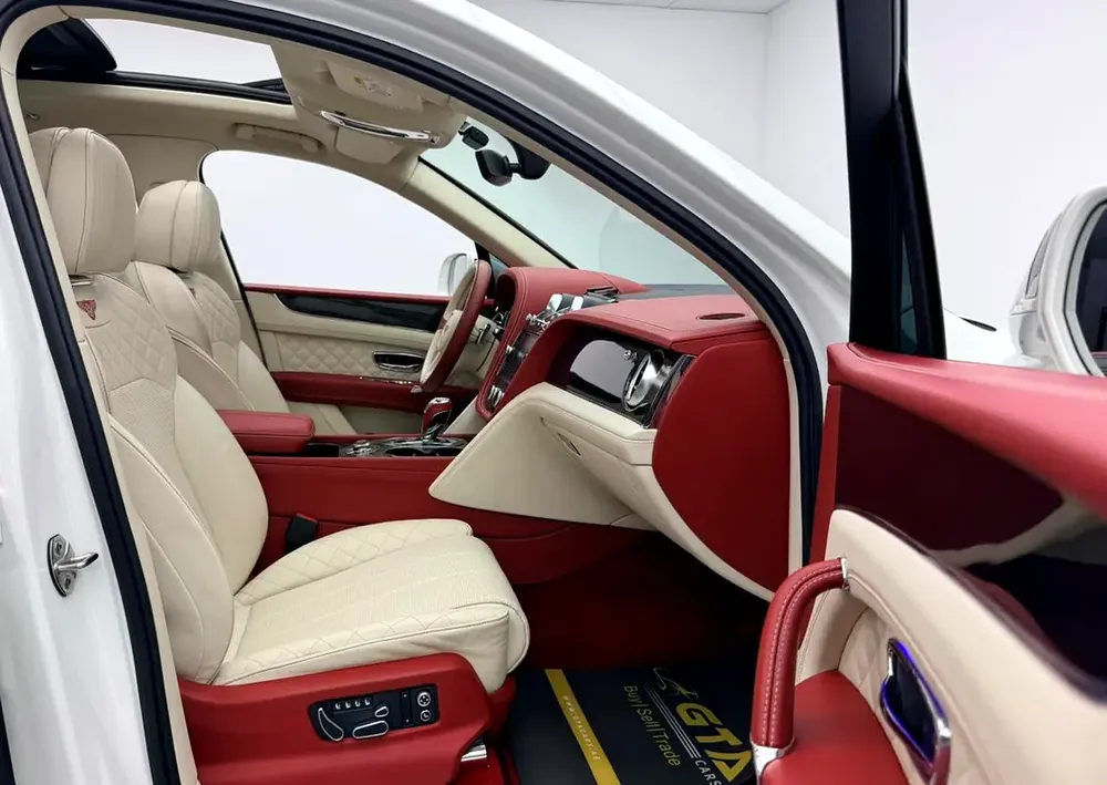 2019 Bentley Bentayga V8, 1 Year Warranty, Full Service History, Carbon Fibre Package, Japanese Spec - Image 16