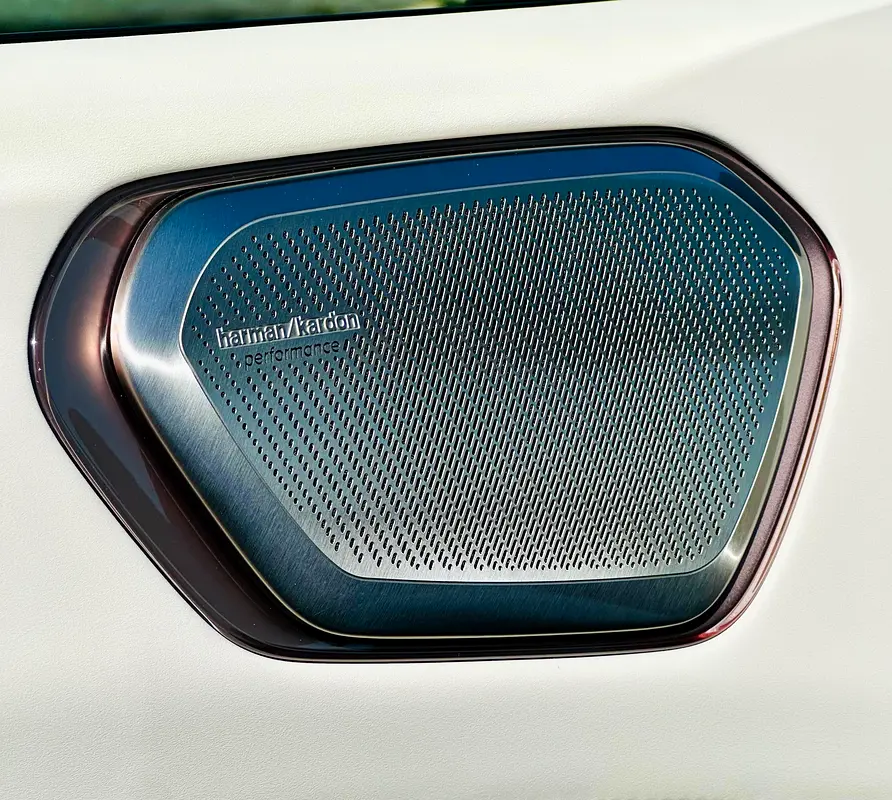 Lynk  Co 900 Ultra 2.0 - Image 20