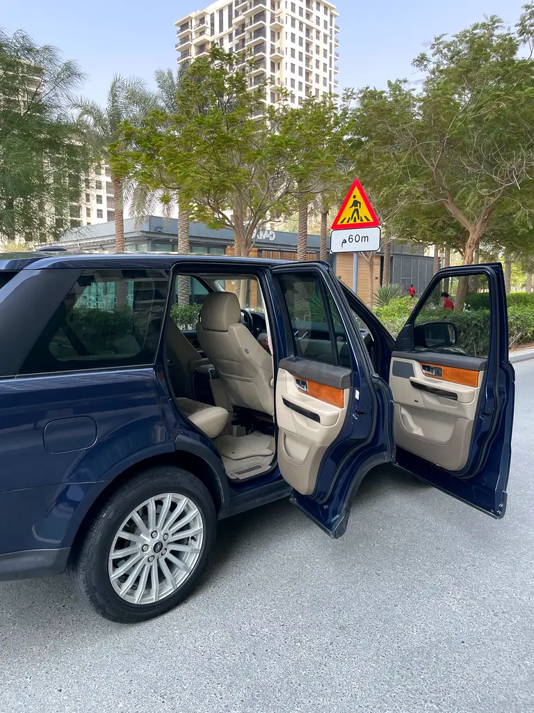 Range Rover sport GCC 2013 Full option - Image 5