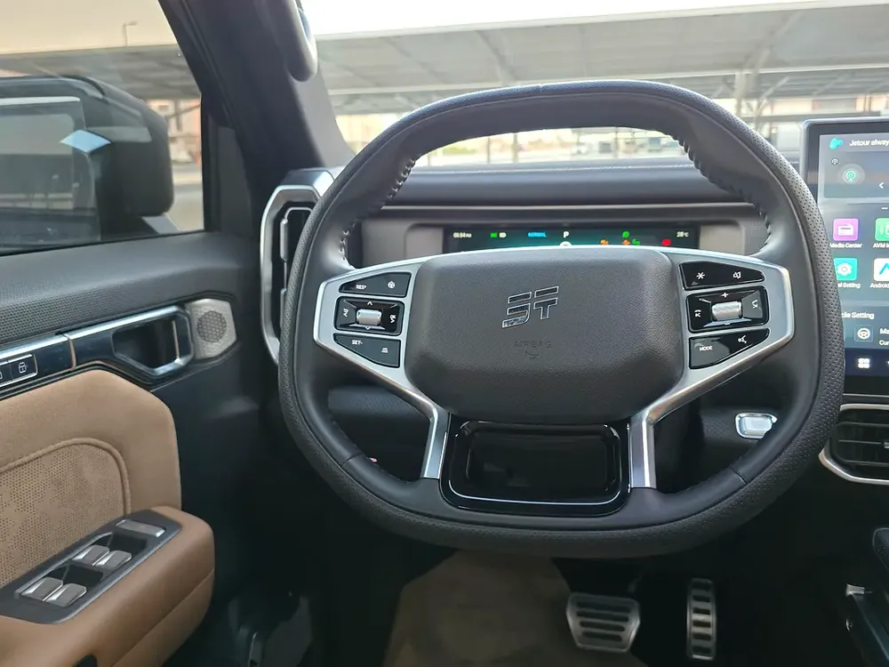 Jetour T2 Luxury Plus 2026 GCC Specs - Image 11